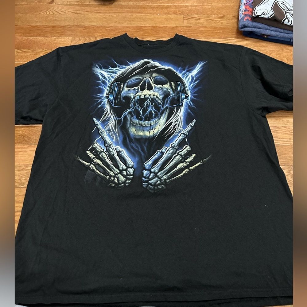 Skeleton Skull Music Tshirt